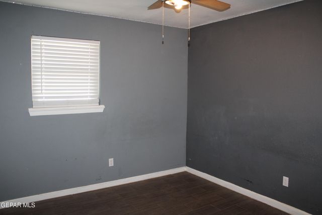 3145 RED SAILS Drive, El Paso, TX 79936