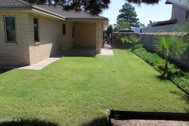 3145 RED SAILS Drive, El Paso, TX 79936