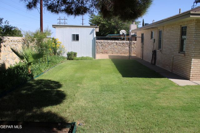3145 RED SAILS Drive, El Paso, TX 79936