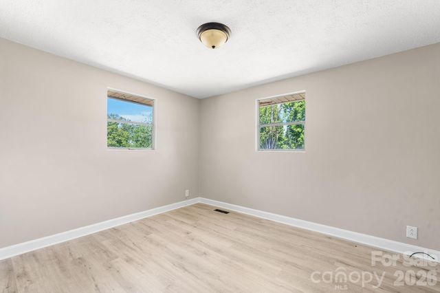 508 South Avenue SW, Valdese, NC 28690
