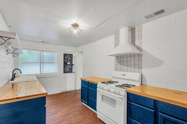1507 Sumner Avenue, North Charleston, SC 29406