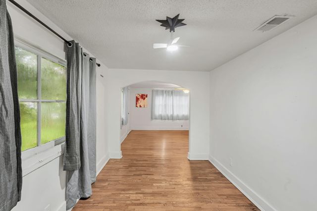1507 Sumner Avenue, North Charleston, SC 29406