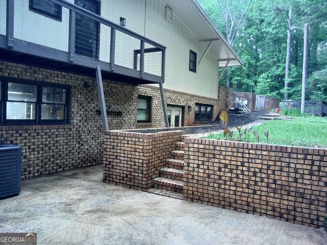 205 Avon Drive, Fayetteville, GA 30215