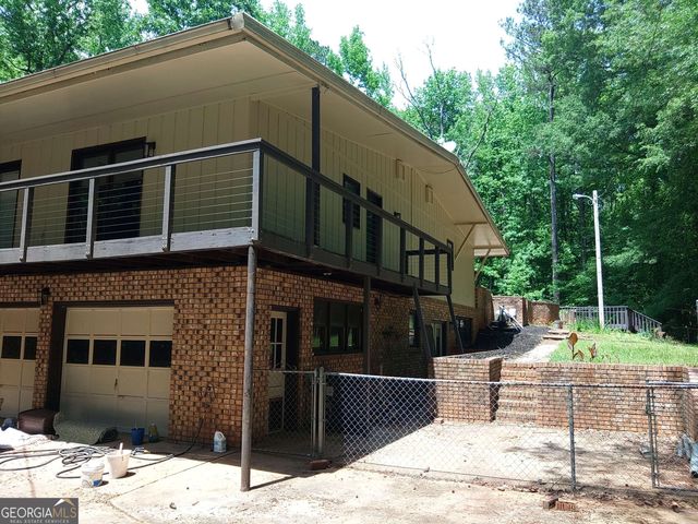 205 Avon Drive, Fayetteville, GA 30215
