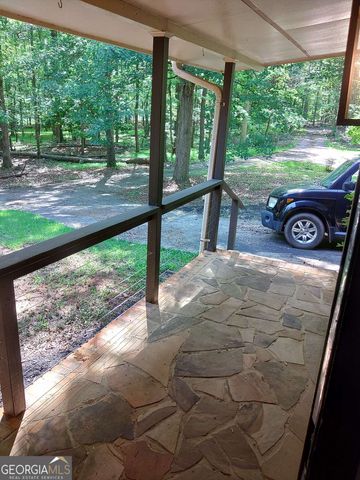 205 Avon Drive, Fayetteville, GA 30215