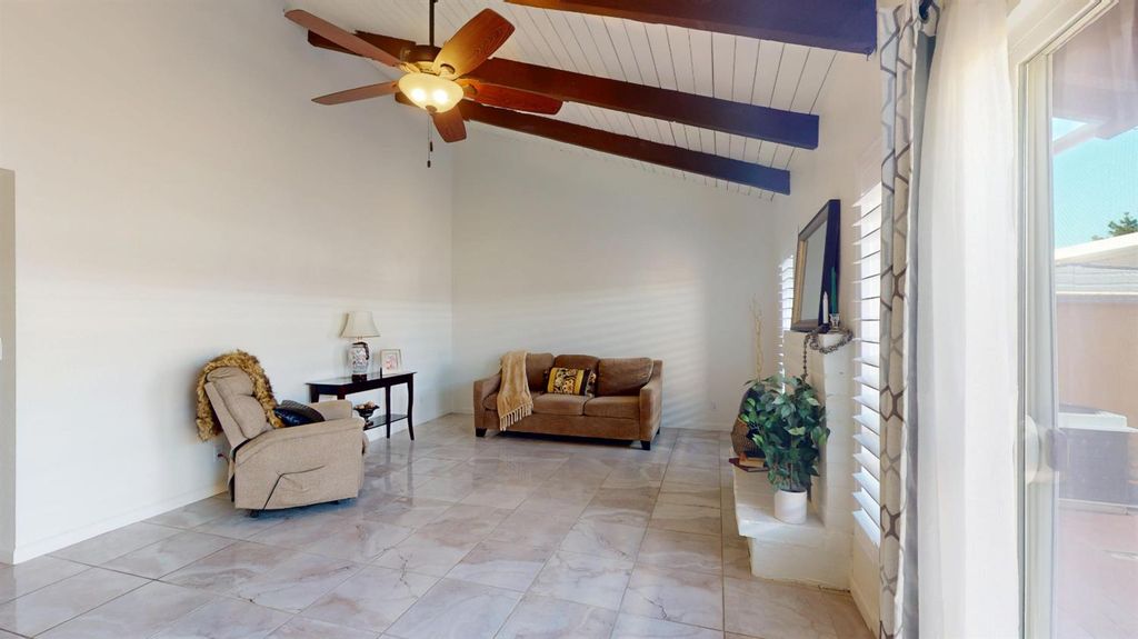 Image 4 of property listing at 317 W Sierra Avenue # 124, Fresno, CA 93704