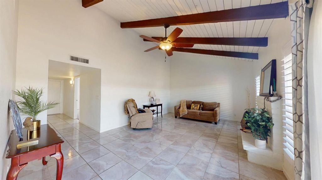 Image 7 of property listing at 317 W Sierra Avenue # 124, Fresno, CA 93704