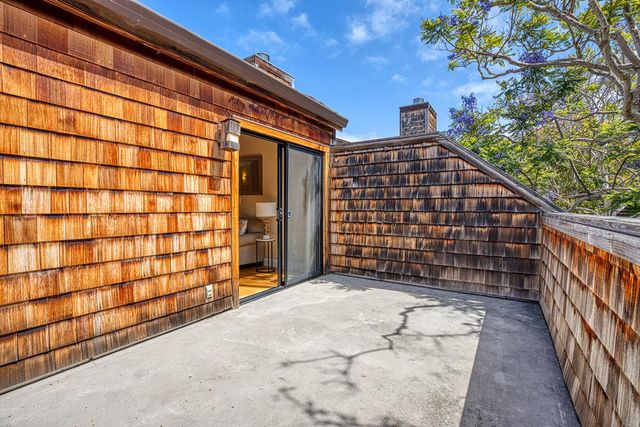 461 Dela Vina Avenue 205, Monterey, CA 93940