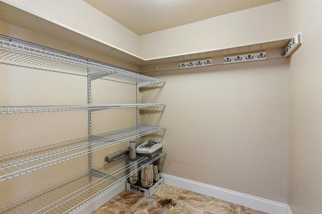 461 Dela Vina Avenue 205, Monterey, CA 93940