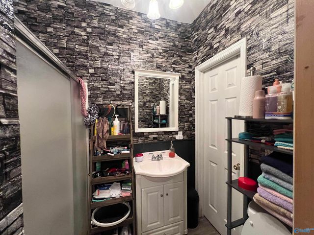 2835 Moneys Bend Road, Cedar Bluff, AL 35959