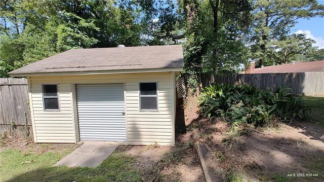 1628 SUSEK Drive, Pineville, LA 71360