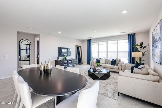 23071 W POTTER Drive, Surprise, AZ 85387