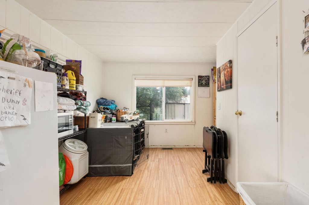 Image 12 of property listing at 35255 Auberry Road, Auberry, CA 93602