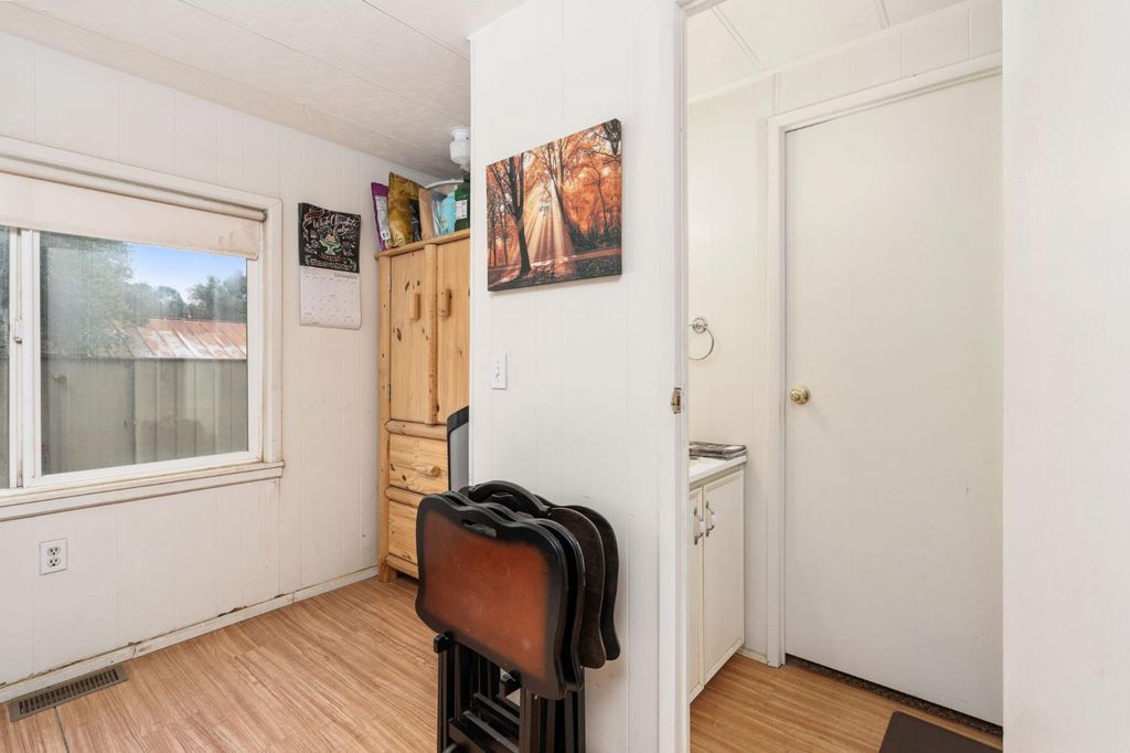 Image 13 of property listing at 35255 Auberry Road, Auberry, CA 93602