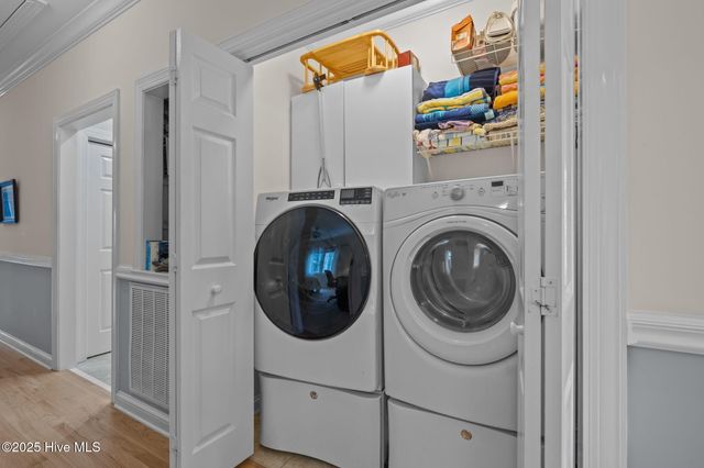 9804 Clarendon Drive, Emerald Isle, NC 28594