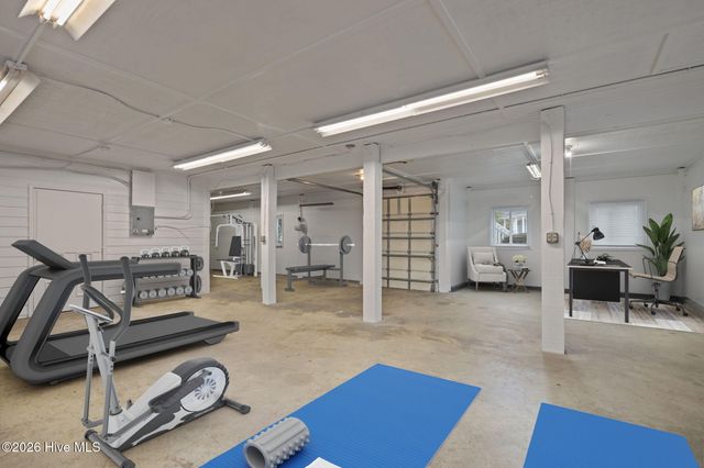 9804 Clarendon Drive, Emerald Isle, NC 28594