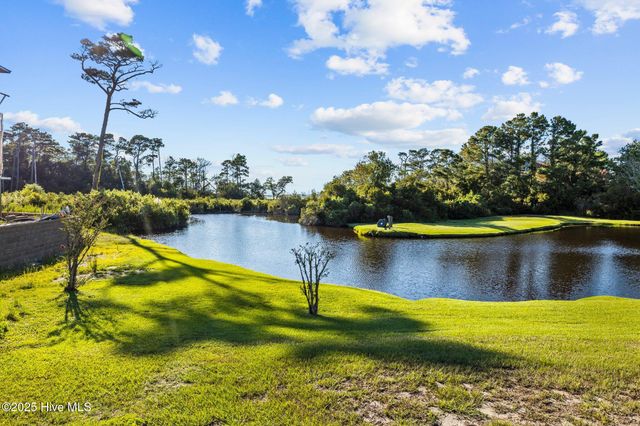 9804 Clarendon Drive, Emerald Isle, NC 28594