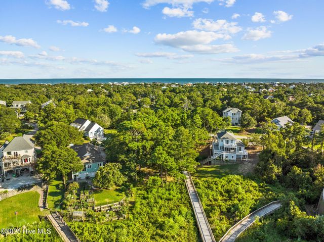 9804 Clarendon Drive, Emerald Isle, NC 28594