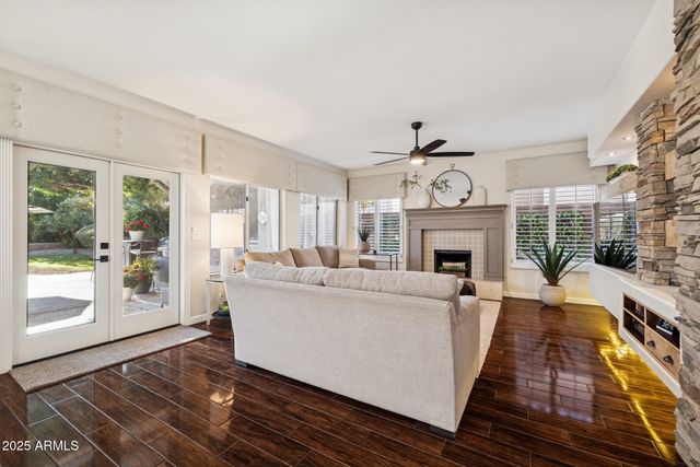 14268 S 12th Place, Phoenix, AZ 85048