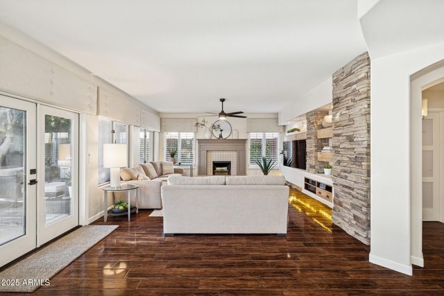 14268 S 12th Place, Phoenix, AZ 85048