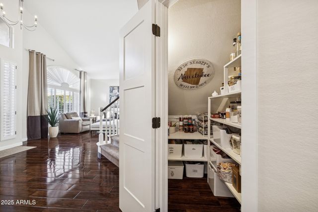 14268 S 12th Place, Phoenix, AZ 85048