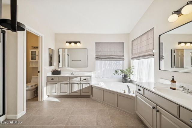 14268 S 12th Place, Phoenix, AZ 85048