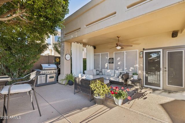 14268 S 12th Place, Phoenix, AZ 85048