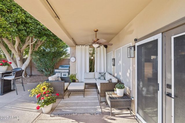 14268 S 12th Place, Phoenix, AZ 85048