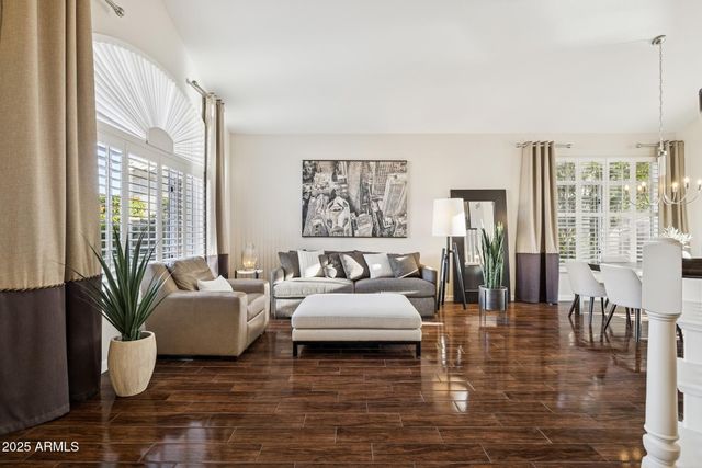 14268 S 12th Place, Phoenix, AZ 85048