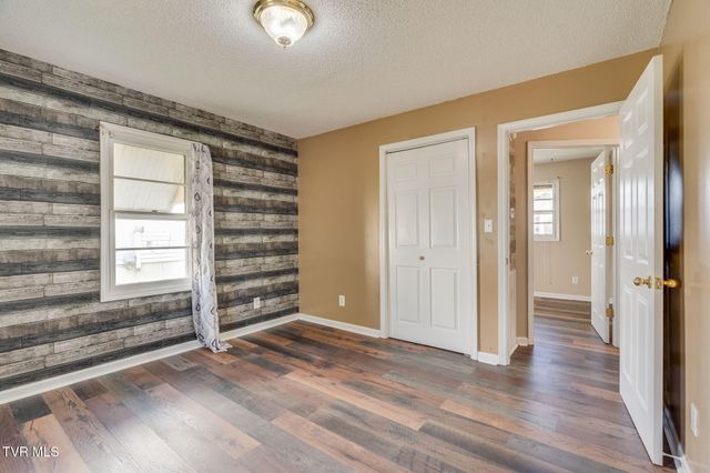 111 West E Street, Elizabethton, TN 37643