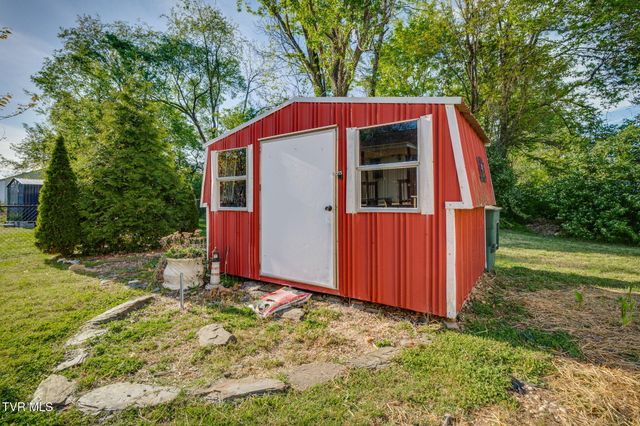 111 West E Street, Elizabethton, TN 37643