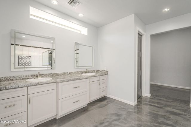 6060 N Camino Almonte, Tucson, AZ 85718