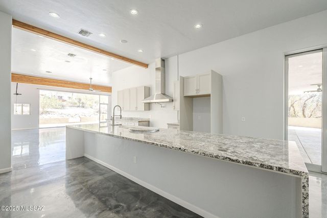 6060 N Camino Almonte, Tucson, AZ 85718