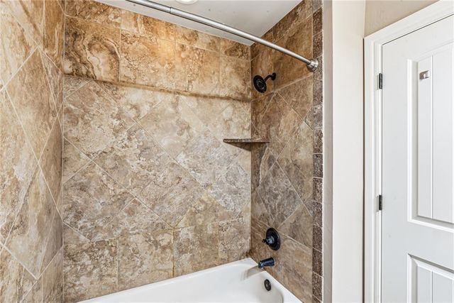 1117 Samantha Lane, Moore, OK 73160
