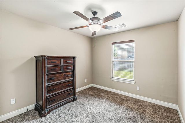 1117 Samantha Lane, Moore, OK 73160