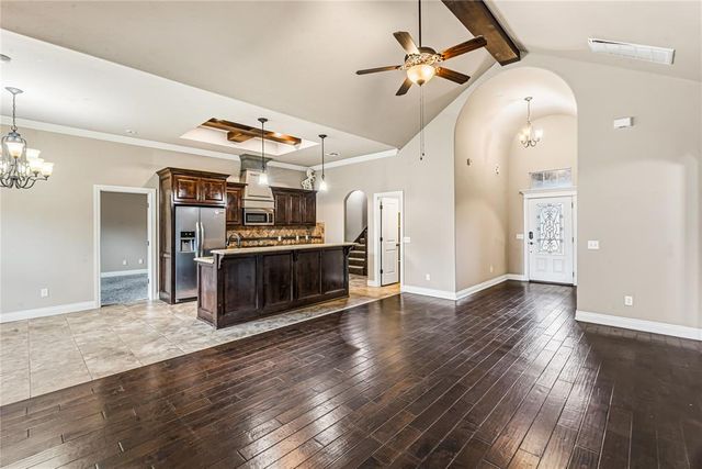 1117 Samantha Lane, Moore, OK 73160