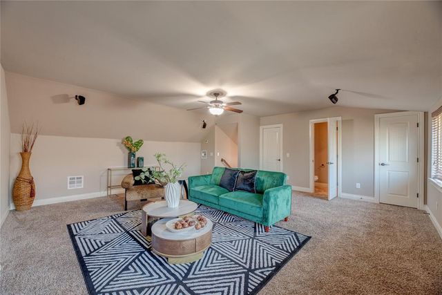 1117 Samantha Lane, Moore, OK 73160