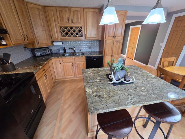 10116 Goshen Road, Fort Wayne, IN 46818