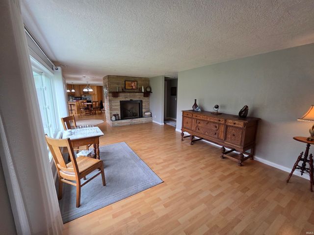 10116 Goshen Road, Fort Wayne, IN 46818
