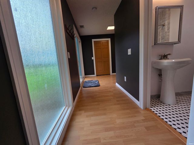 10116 Goshen Road, Fort Wayne, IN 46818
