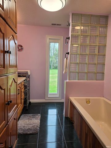 10116 Goshen Road, Fort Wayne, IN 46818