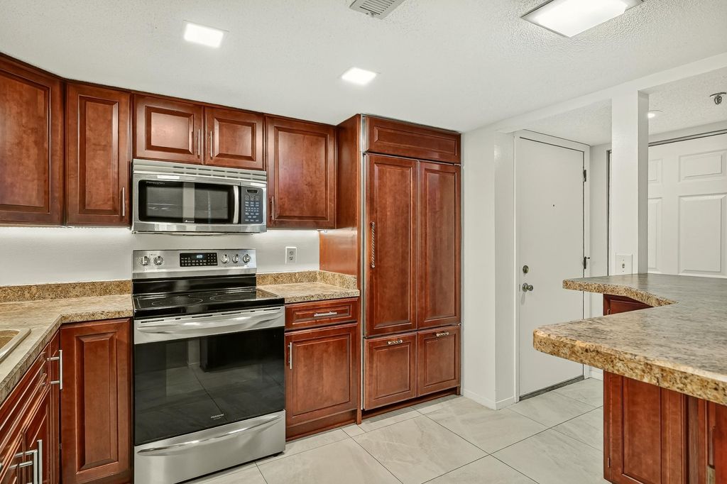 625 19th Street NW 507, Rochester, MN 55901 — photo 3