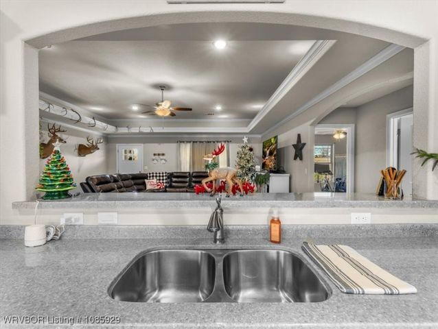 206 Blackstone Drive, Wister, OK 74966