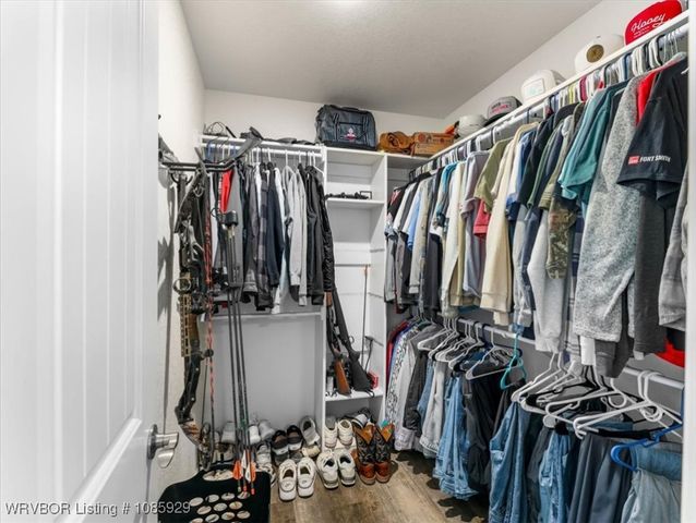 206 Blackstone Drive, Wister, OK 74966