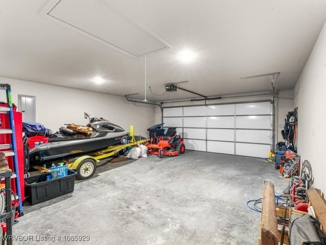 206 Blackstone Drive, Wister, OK 74966