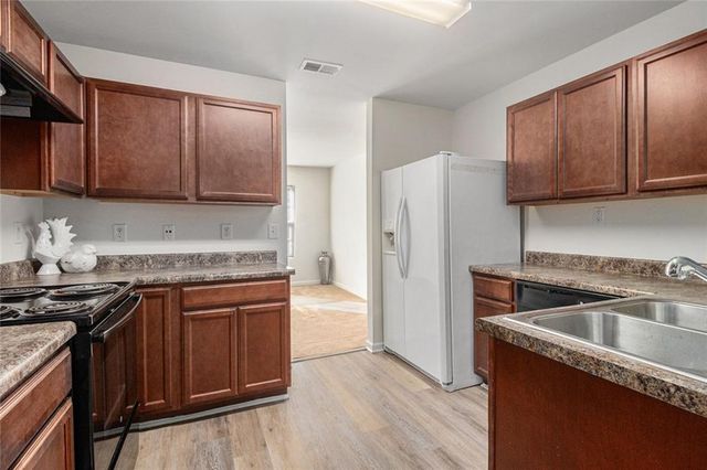 6257 Ellenwood Drive, Rex, GA 30273
