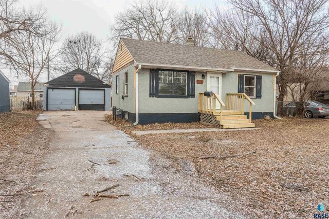 613 S Garfield Ave Avenue, Sioux Falls, SD 57104