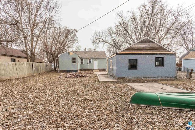 613 S Garfield Ave Avenue, Sioux Falls, SD 57104