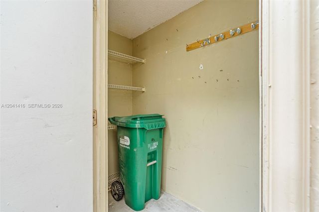 6233 NW 170th Terrace, Miami, FL 33015