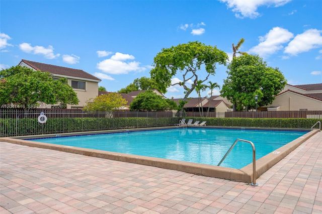6233 NW 170th Terrace, Miami, FL 33015